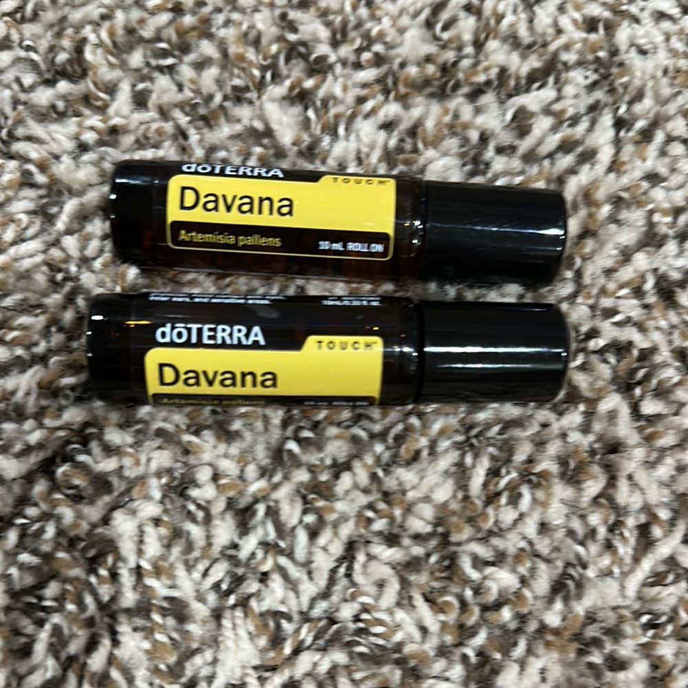 Davana Touch Roll-On with Yellow Label
